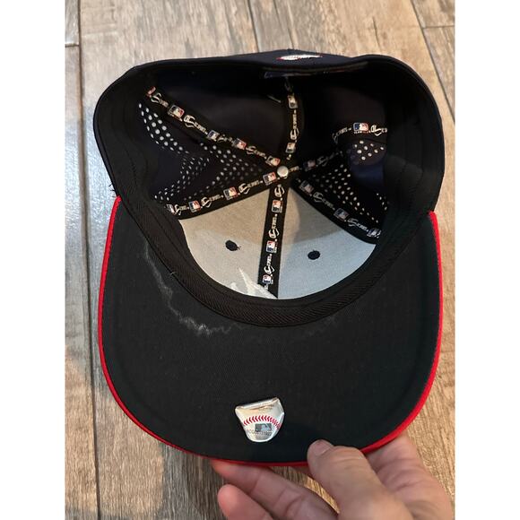 Atlanta Braves Men's Navy Red OC Sport MLB Baseball Cap Size M/L - Picture 6 of 6